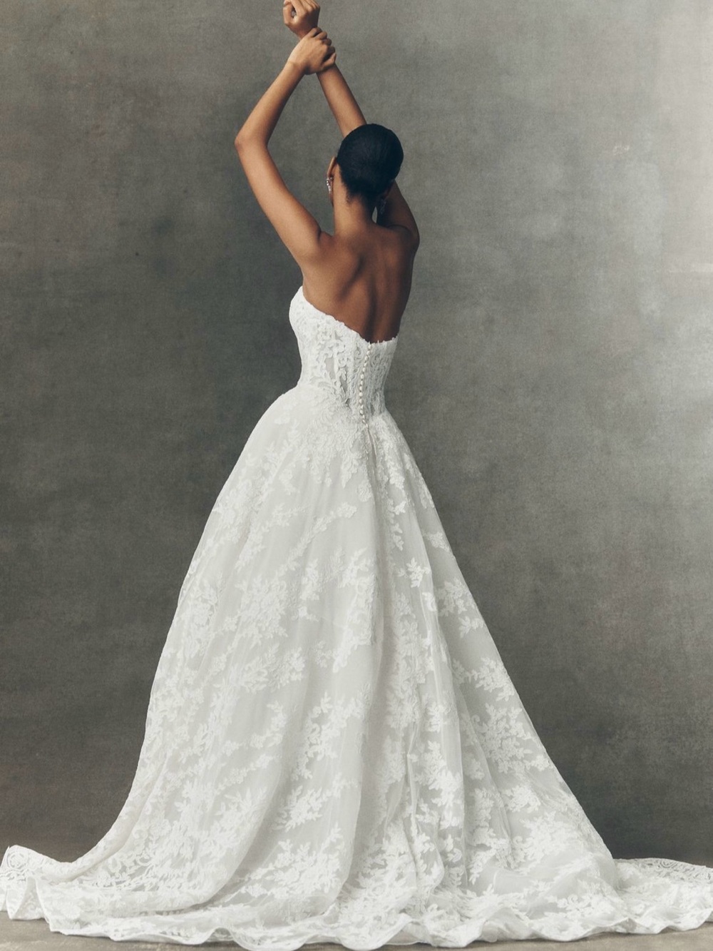 Pronovias x Anthropologie Weddings Kareny Basque-Waist Wedding Gown - Picture 2 of 5